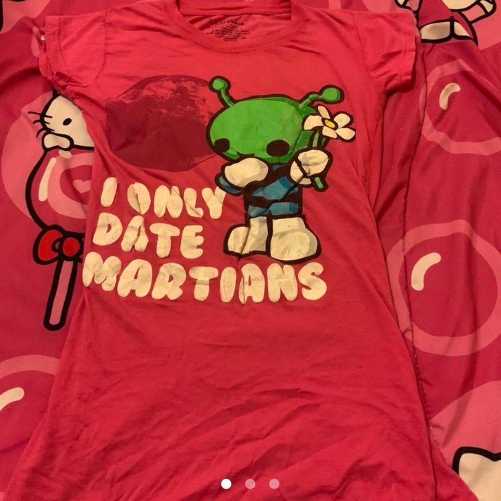 ISO I only date martians anchor blue tee